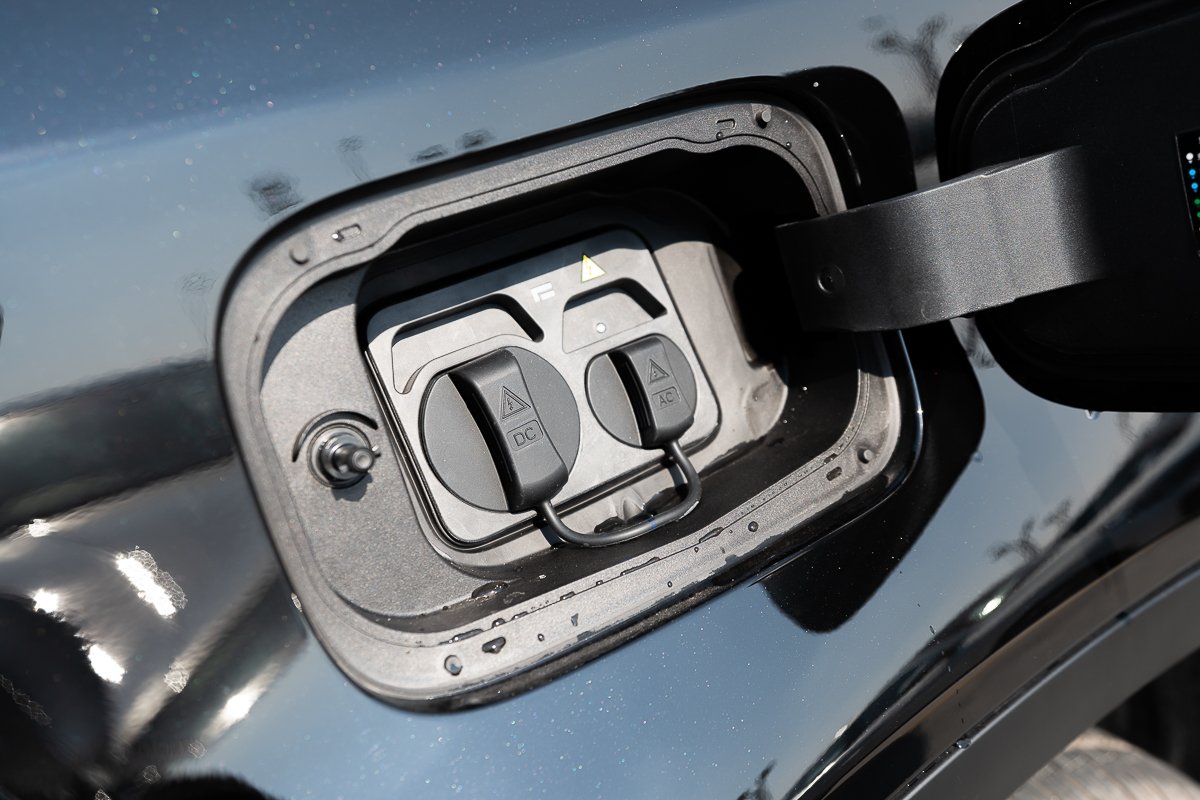 ROX 01 Charging Guide in UAE