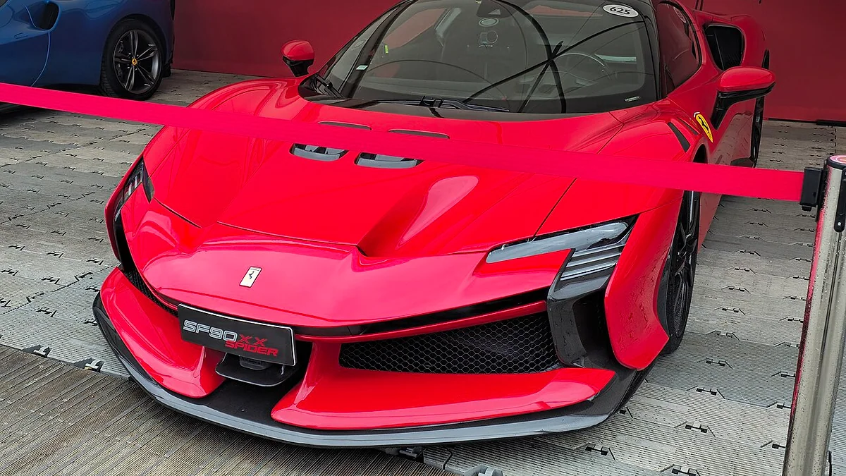 Ferrari SF90 XX Spider