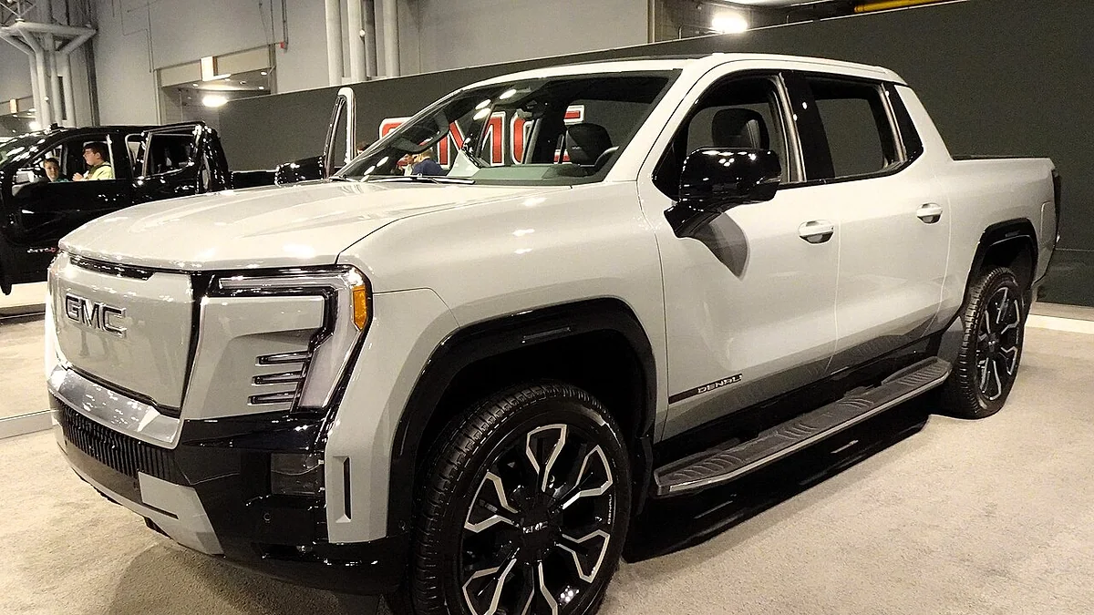 GMC Sierra EV